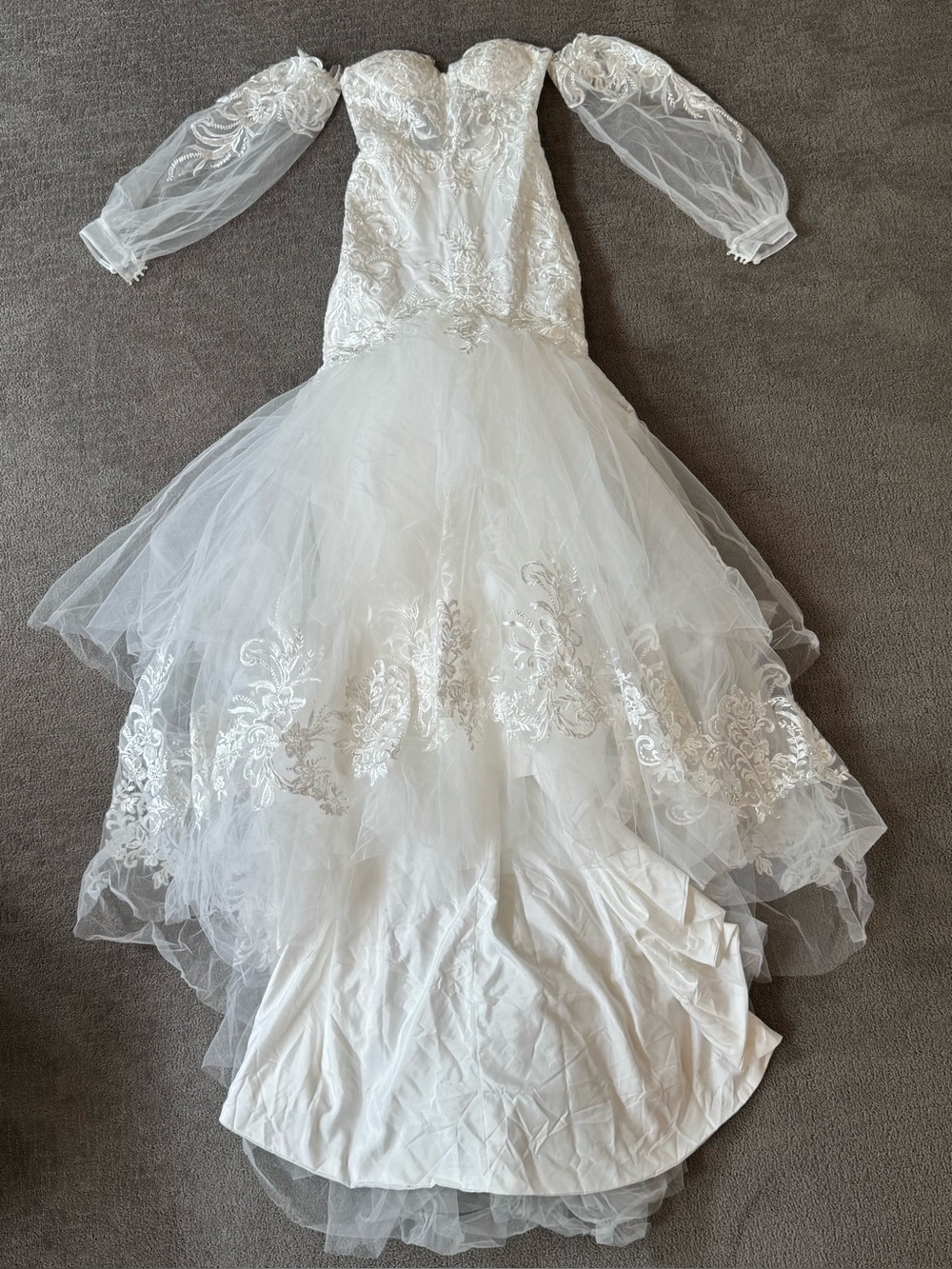 Wedding Dress Gown Mermaid silhouette lace long sleeves size XS/S off-white new